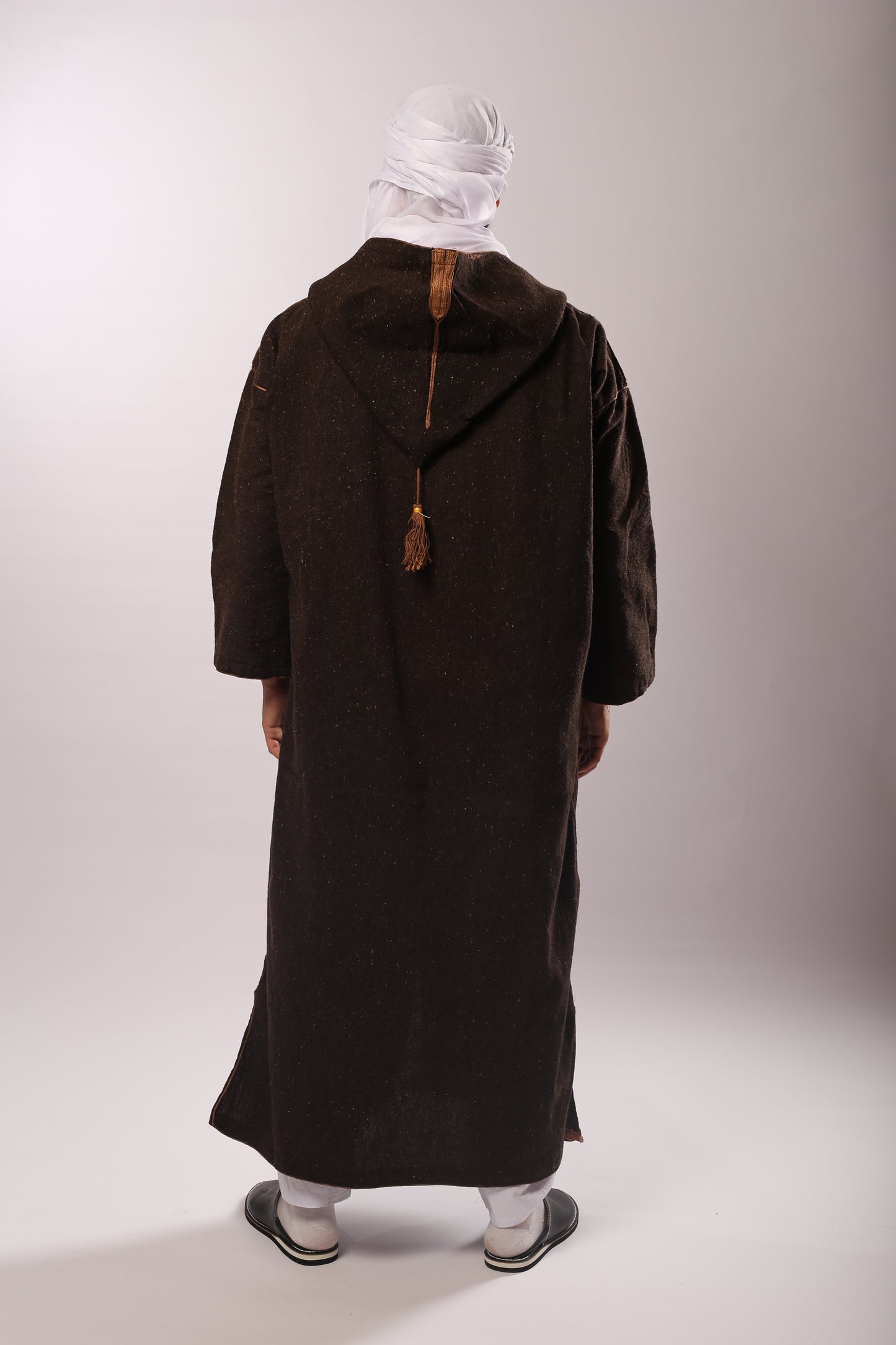 Kachabia traditionnelle en laine de mouton – Marron foncé