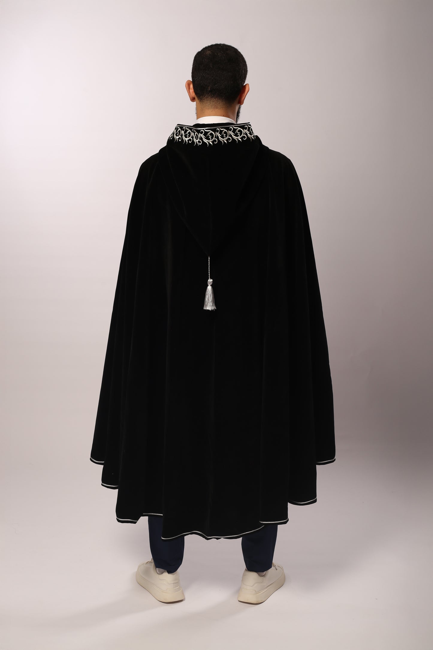 Ensemble EL DJAZAYER Veste & Barnous – Velours Noir EN PRÉCOMMANDE