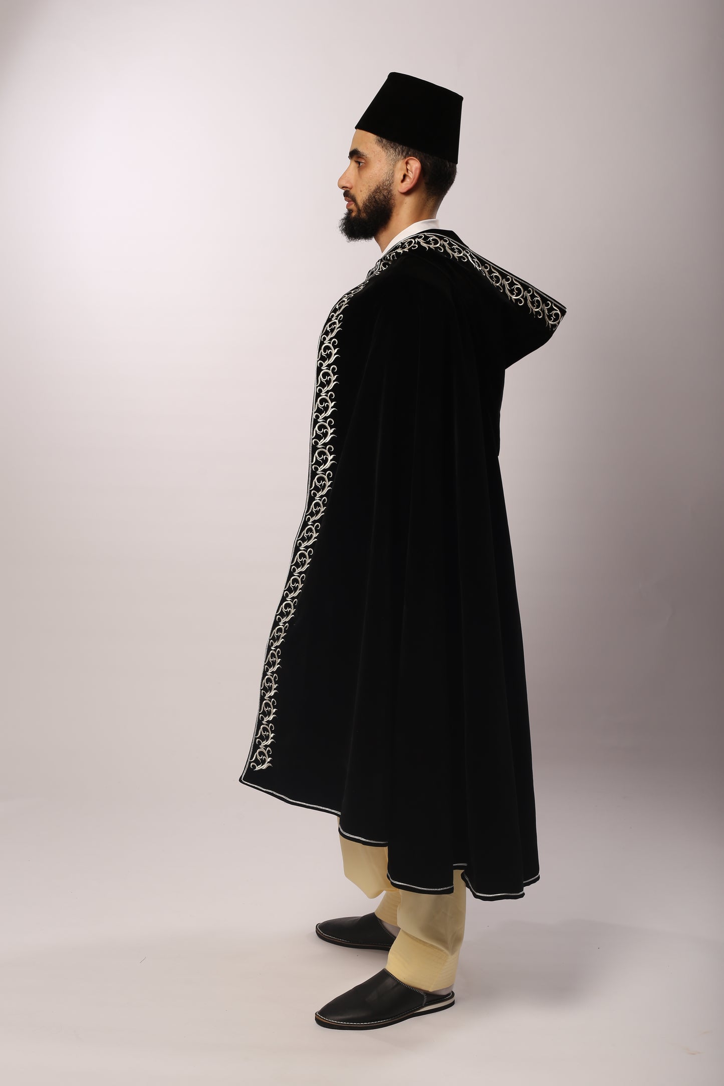 Ensemble EL DJAZAYER Veste & Barnous – Velours Noir EN PRÉCOMMANDE